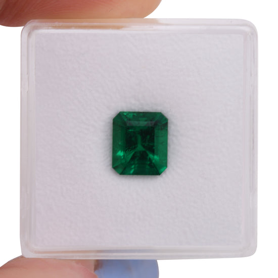 1.63 Carat Green COLOMBIAN Emerald Emerald CD and Muzo