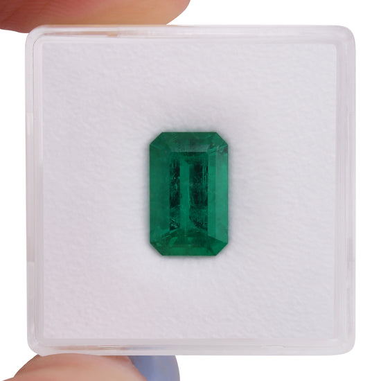2.48 Carat Green COLOMBIAN Emerald Emerald CD and MUZO