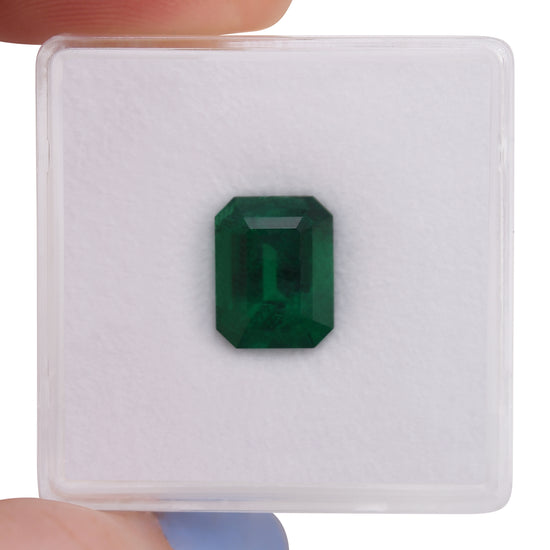 2.25 Carat Vivid Green COLOMBIAN Emerald Emerald CD and Muzo