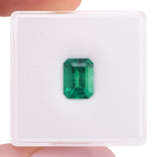 1.54 Carat Green COLOMBIAN Emerald Emerald CD and Muzo