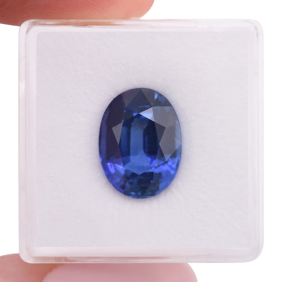 8.15 Carat Blue SRI LANKAN Oval Sapphire CD