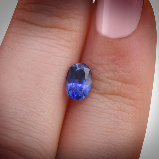 1,04 Karat Blauer SRI-LANKA Oval-Saphir