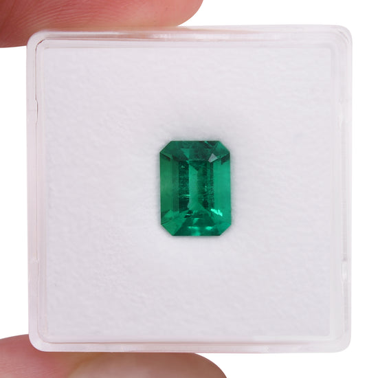 Smeraldo verde colombiano da 1,54 carati Smeraldo CD e Muzo