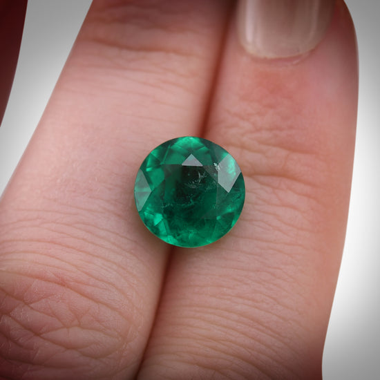 4.20 Carat Green COLOMBIAN Round Emerald CD