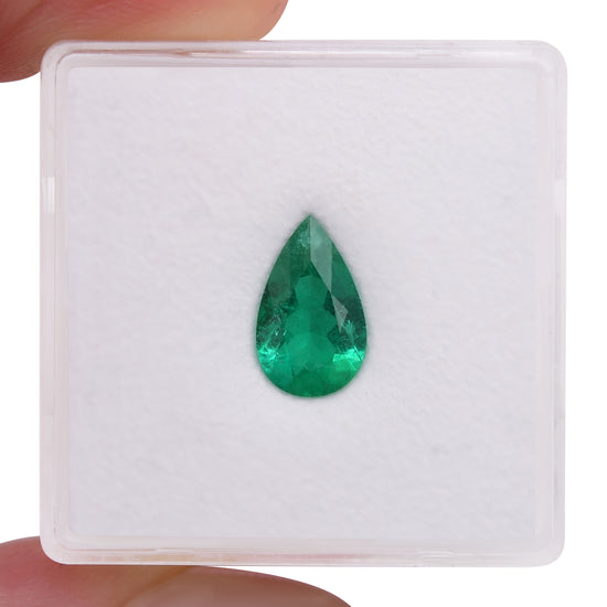 0.98 Carat Green COLOMBIAN Pear Emerald CD and Muzo