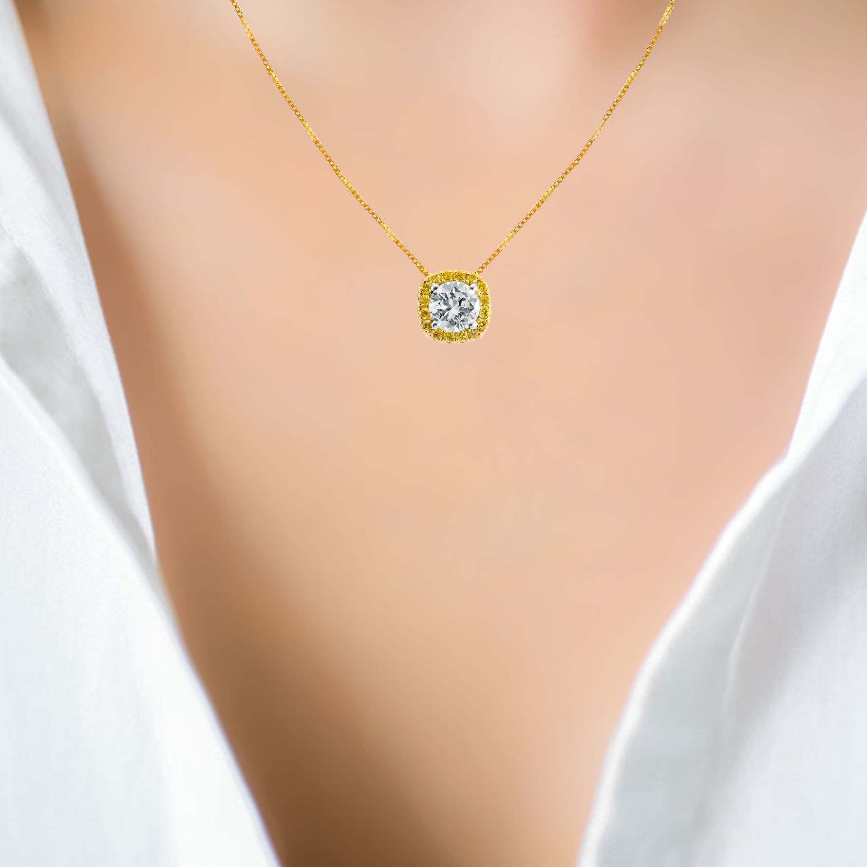 White and Fancy Vivid Yellow Diamond Pendant