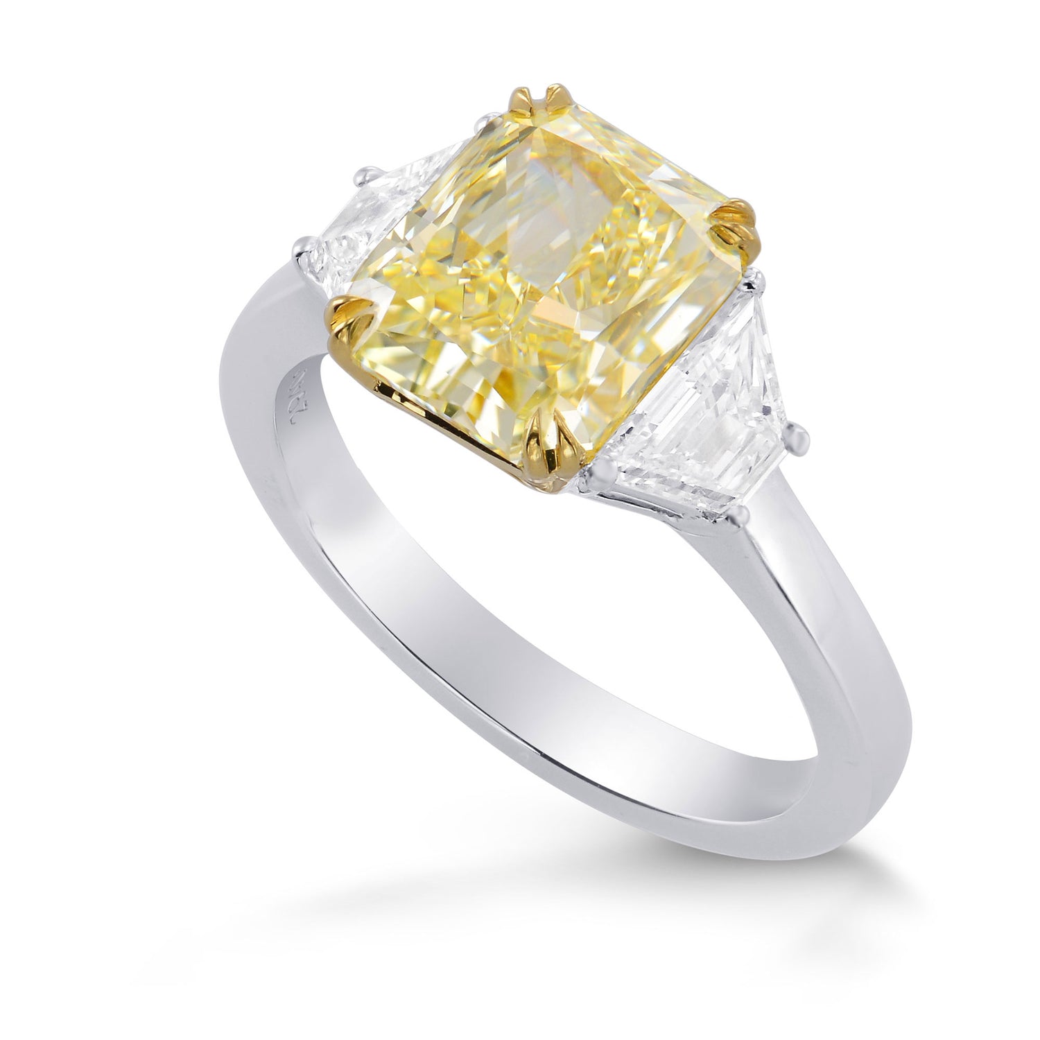 Three Stone Ring Setting with Step Cut Trapezoid Diamonds - 3
