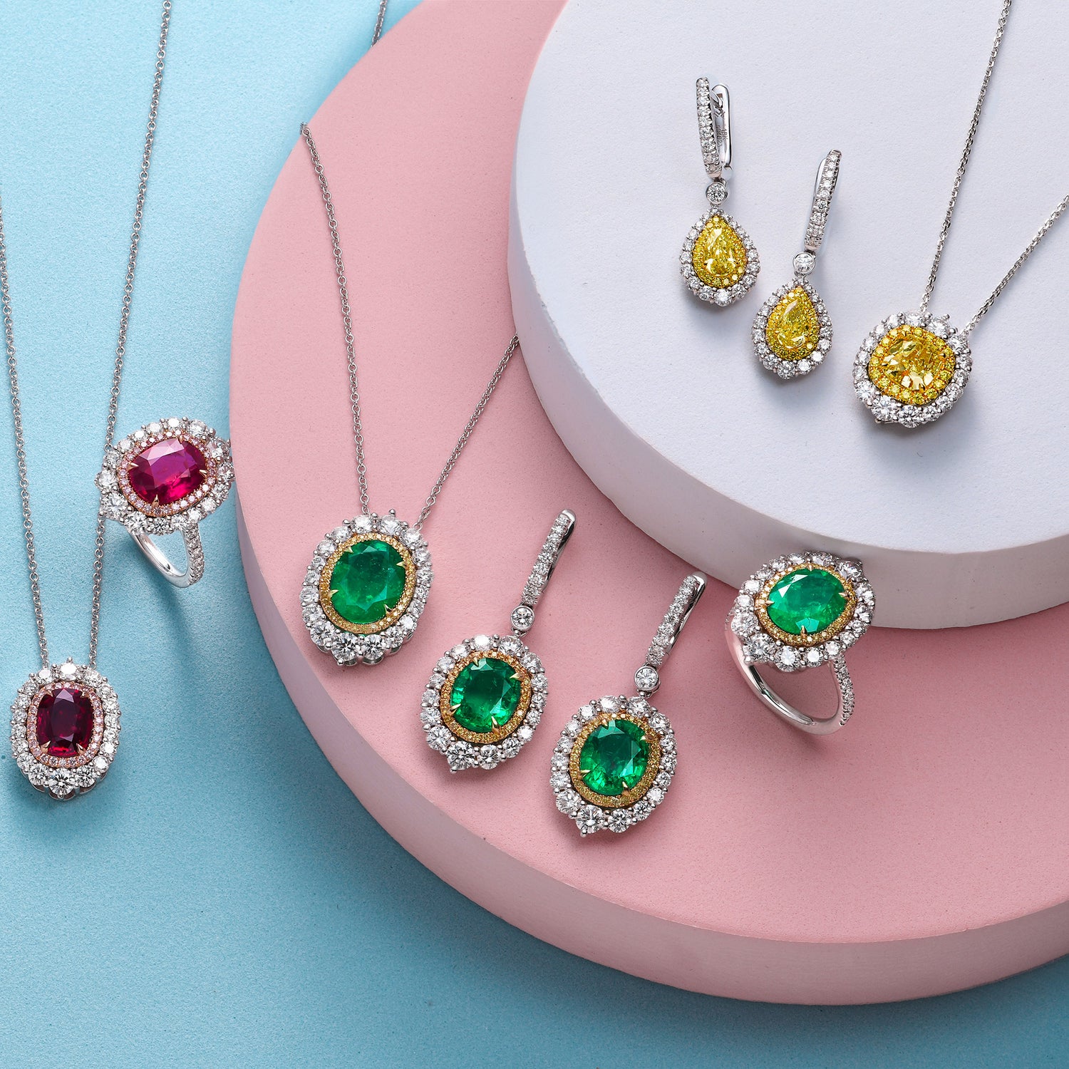 Fancy Intense Yellow Halo Diamond Pendant Setting - 3