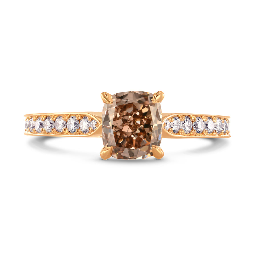 Anello con Diamante Fancy Brown Taglio Cuscino e Pietre Laterali a Pavé