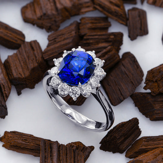 Royal Vivid Blue Sapphire & Diamond (Diana) Ring