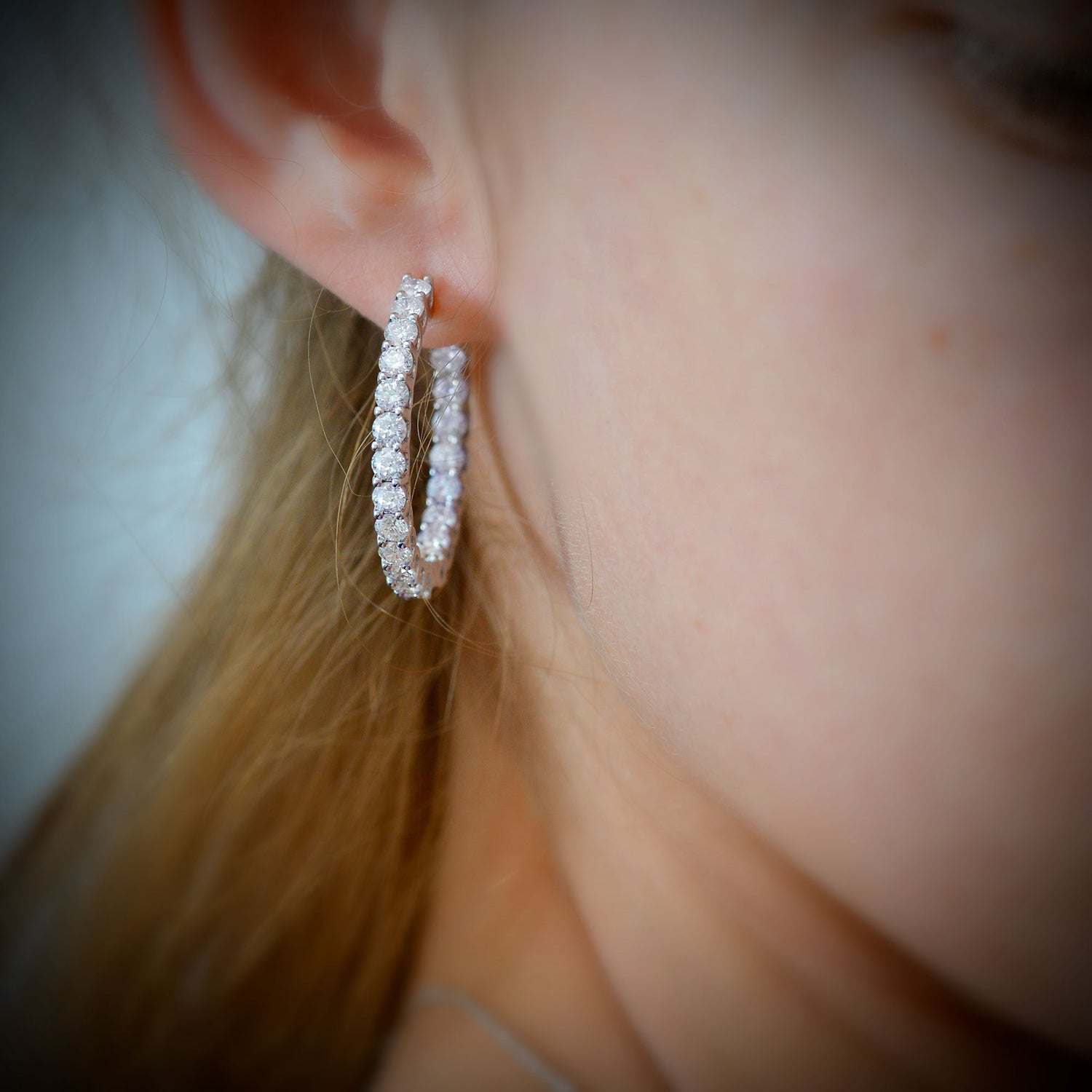 Round Brilliant Hoop Diamond Earrings - 3