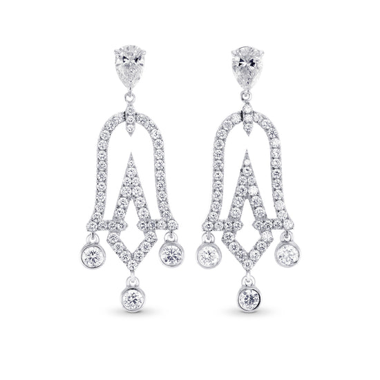 Kronleuchter-Ohrringe in Tropfenform