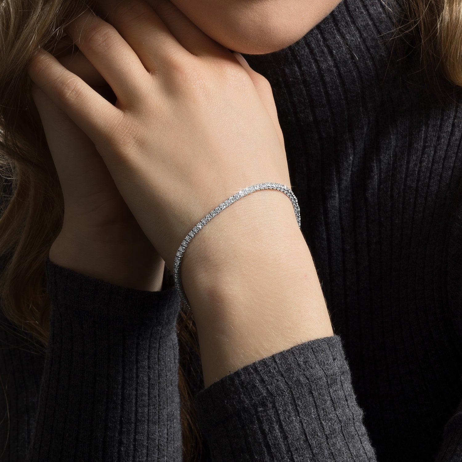 Round White Diamond Tennis Bracelet - 4