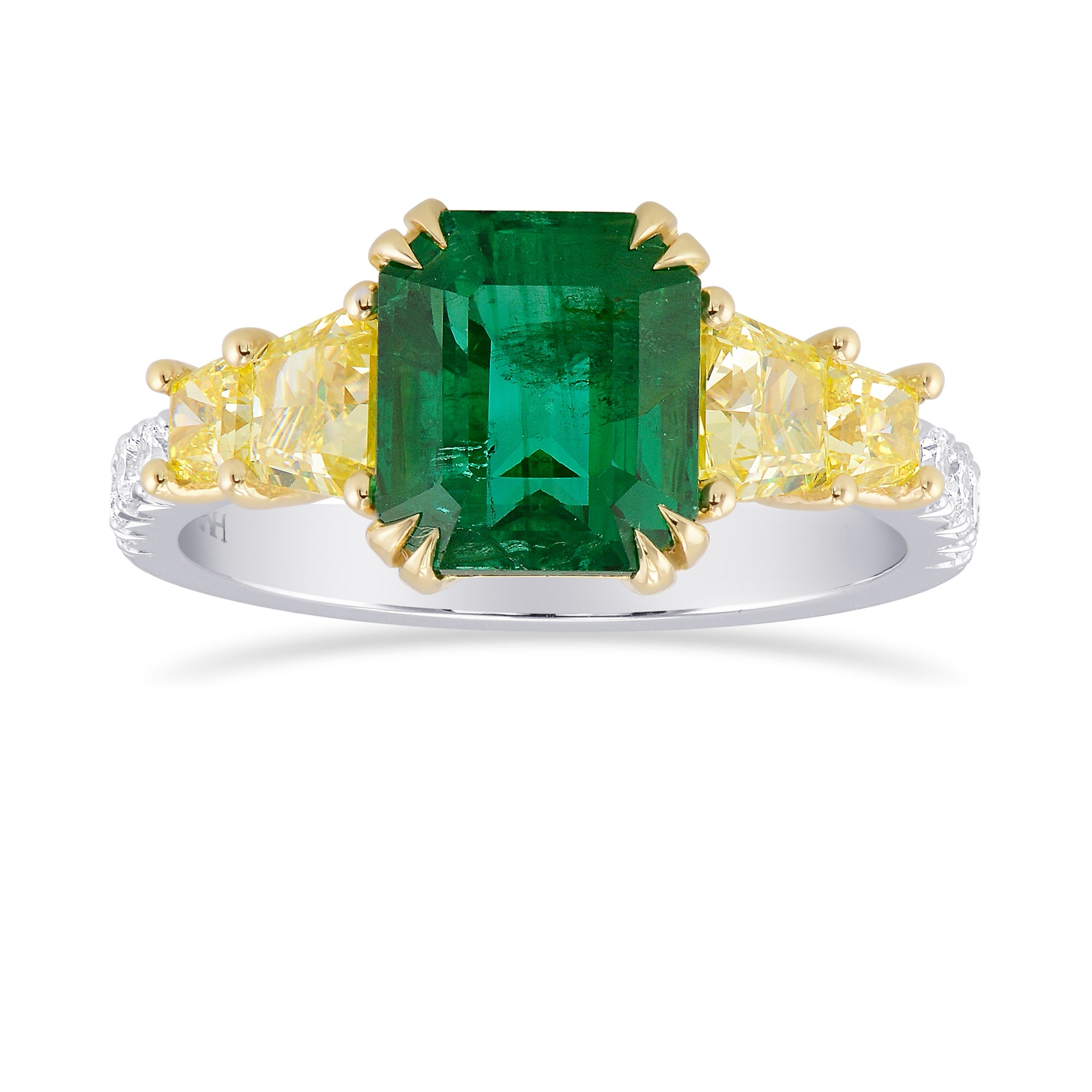 Emerald shape Green Emerald Gemstone  Mix Side Stones Ring