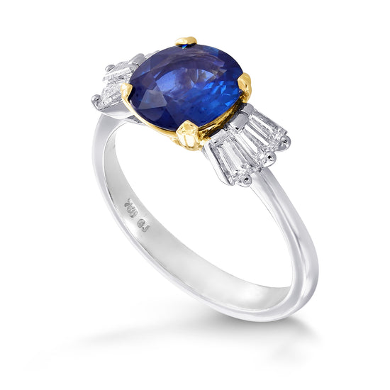 Brilliant cut Sapphire & White Baguette Diamond Ring