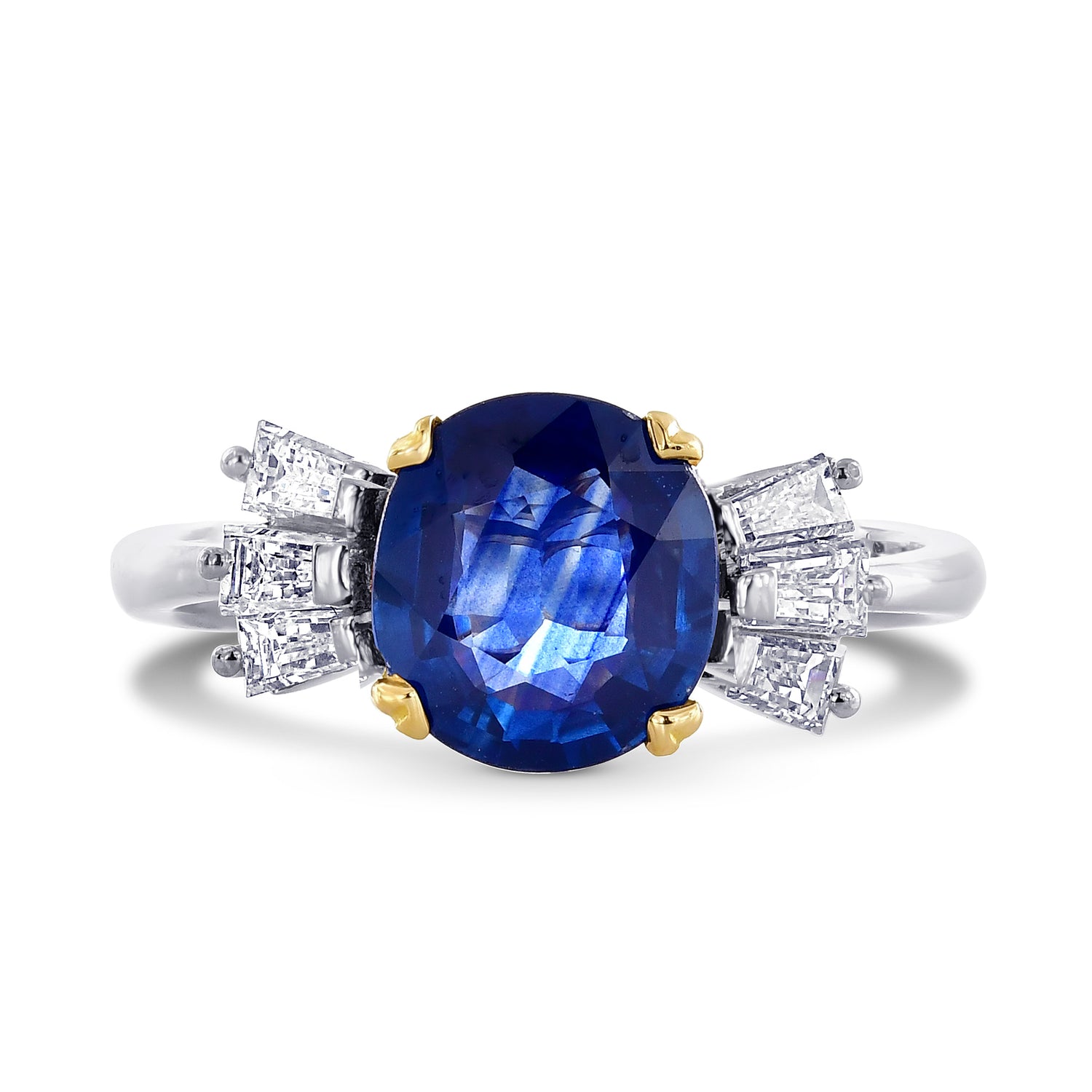 Brilliant cut Sapphire & White Baguette Diamond Ring