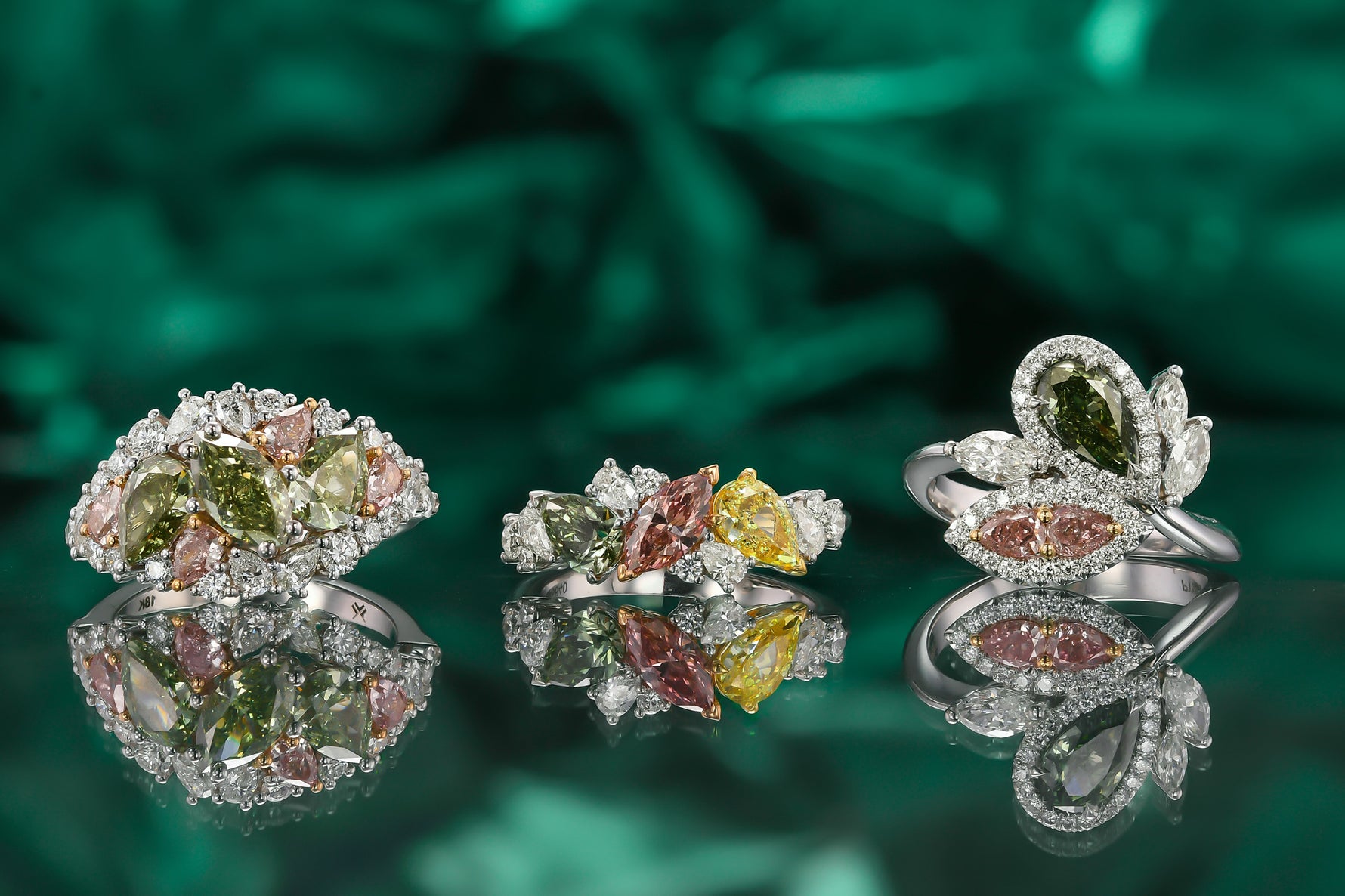  Extraordinary Mix Shape and Color Diamond Bombe Ring