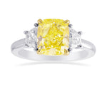Engagement Trapezoid Side Stone and Wedding Ring Setting - 4