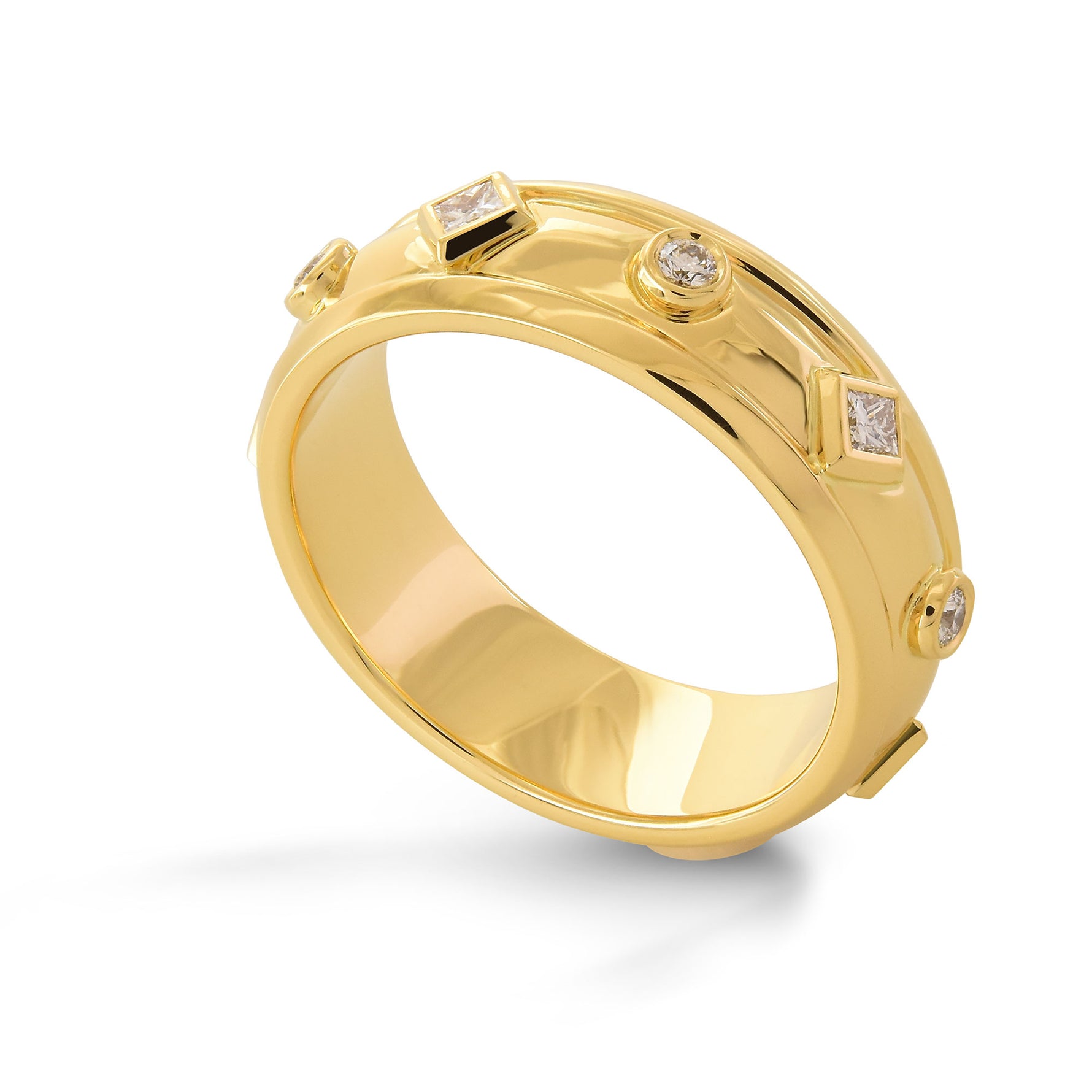 Colorless Princess-cut & Round Diamond Ring