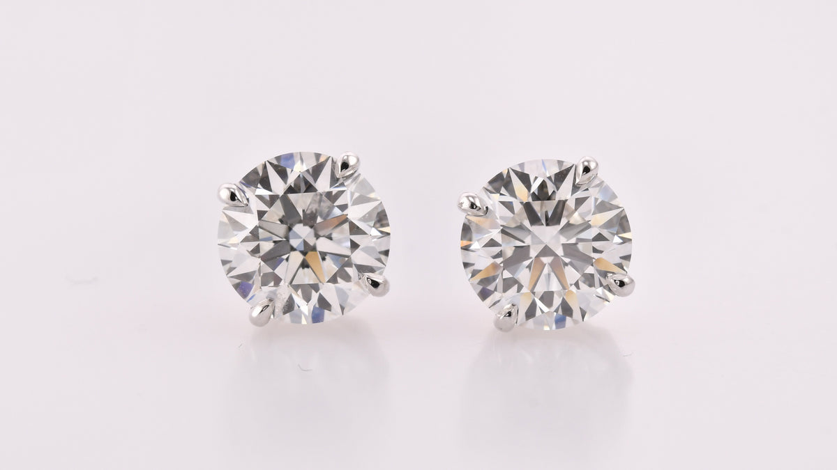 Round Brilliant Diamond Stud Earrings