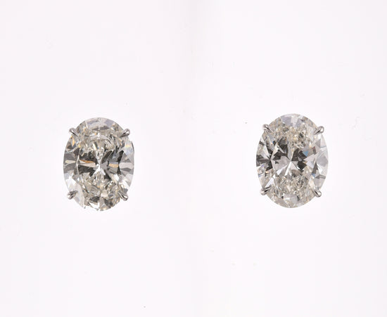 10CT+ J Color Oval Stud Earrings 