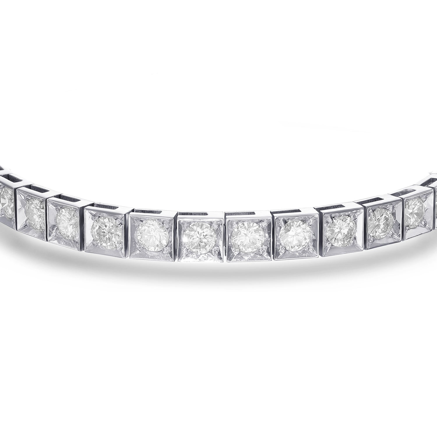 Colorless Brilliant Diamond Tennis Bracelet