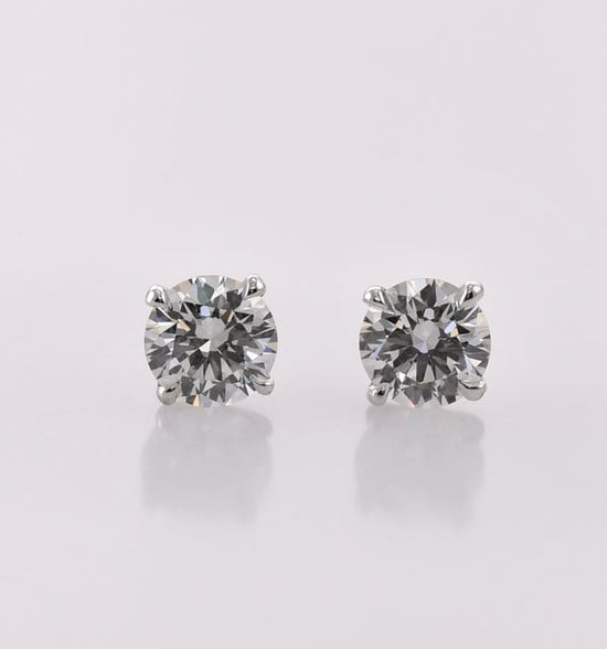 Round Brilliant Diamond Stud Earrings