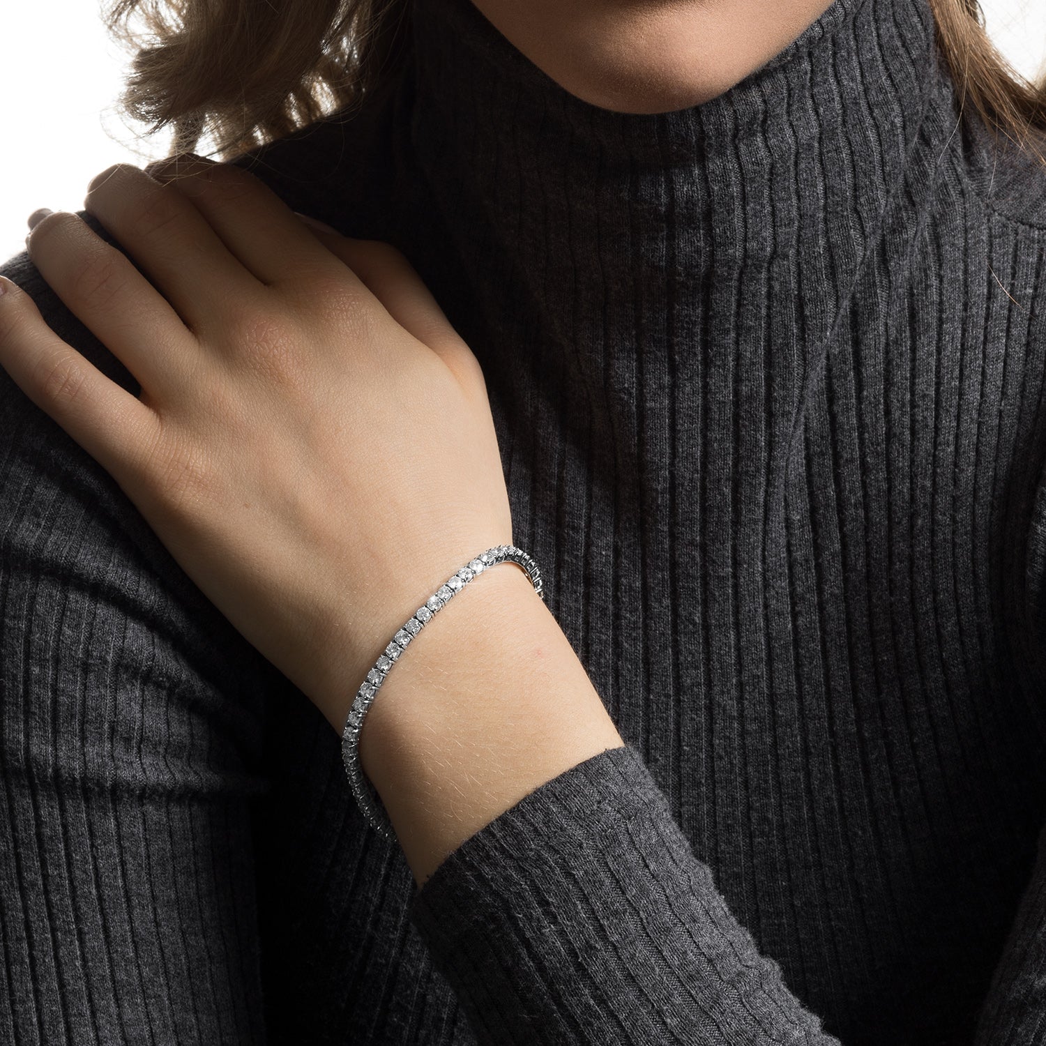 Round White Diamond Tennis Bracelet