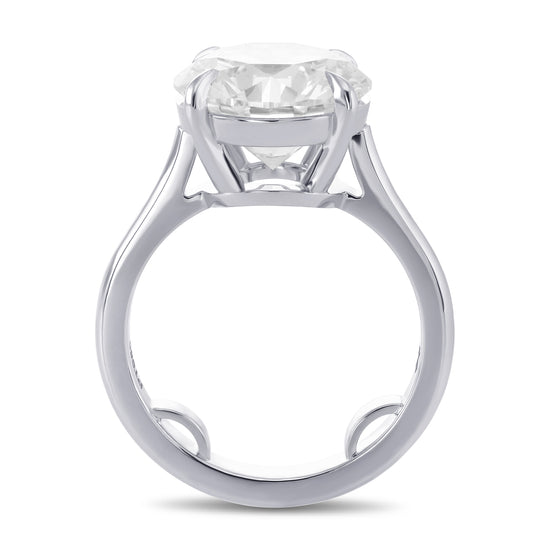 D Flawless Round Brilliant Solitaire Diamond Ring