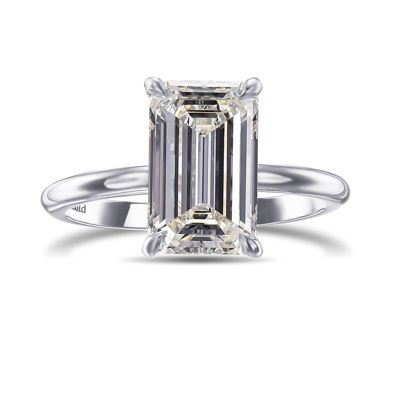 Emerald Solitaire Diamond Ring