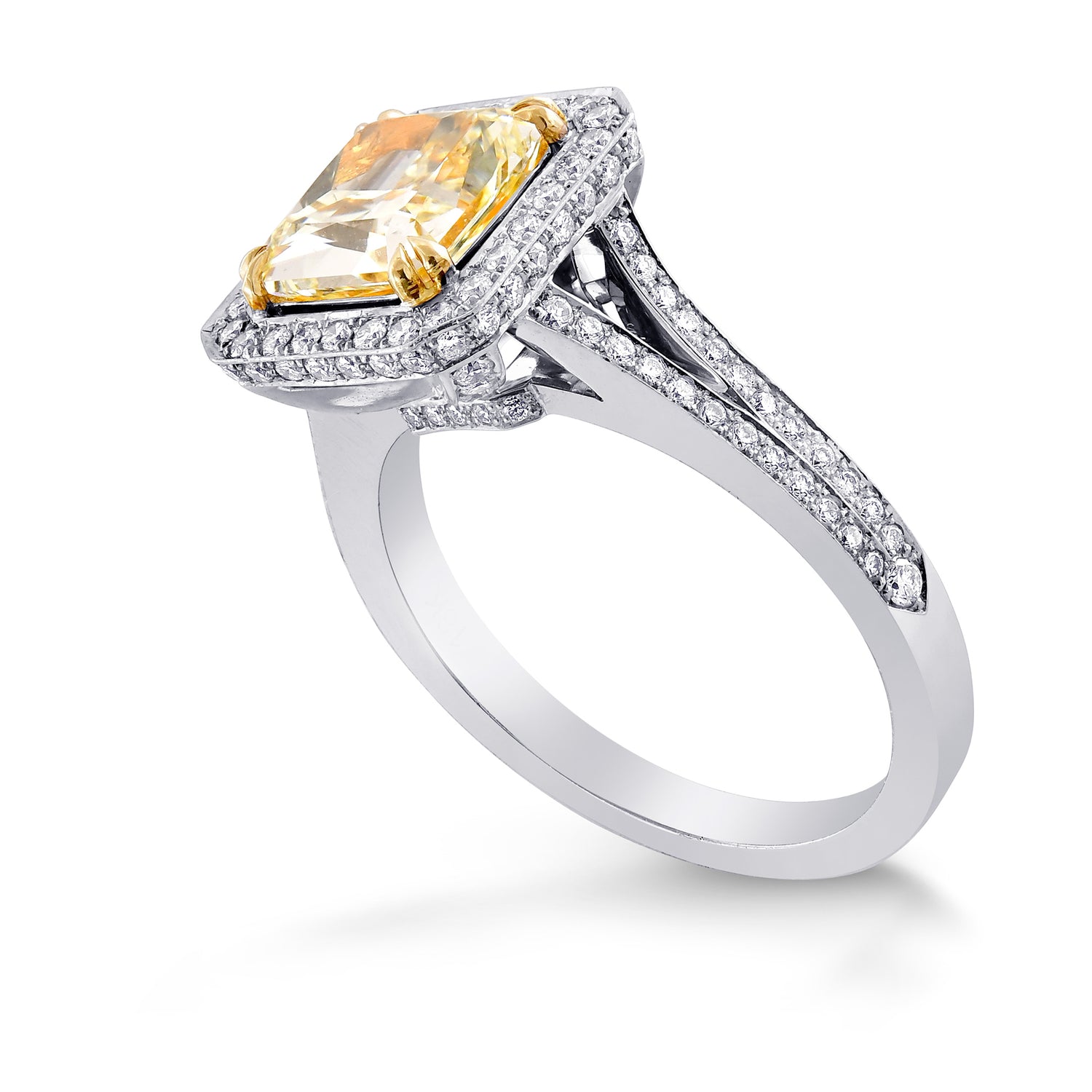  Y-Z Radiant Cut Halo Diamond Ring 