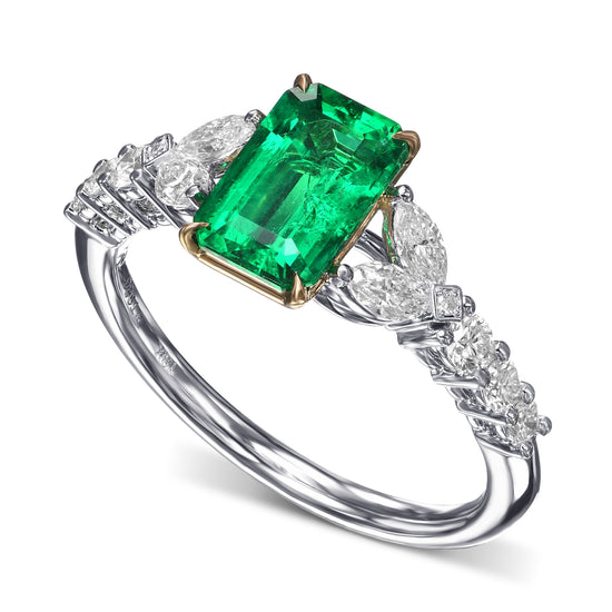 Colombian Muzo Emerald & Colorless Diamond Ring