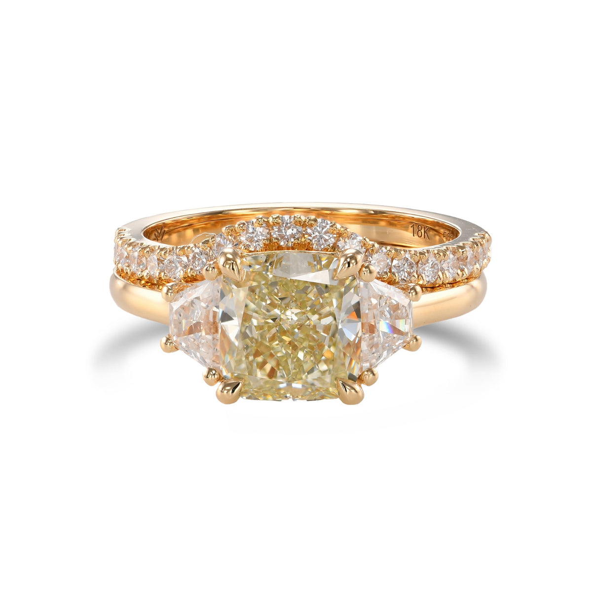 Fancy Yellowish Green Cushion Diamond Wedding Ring Set 