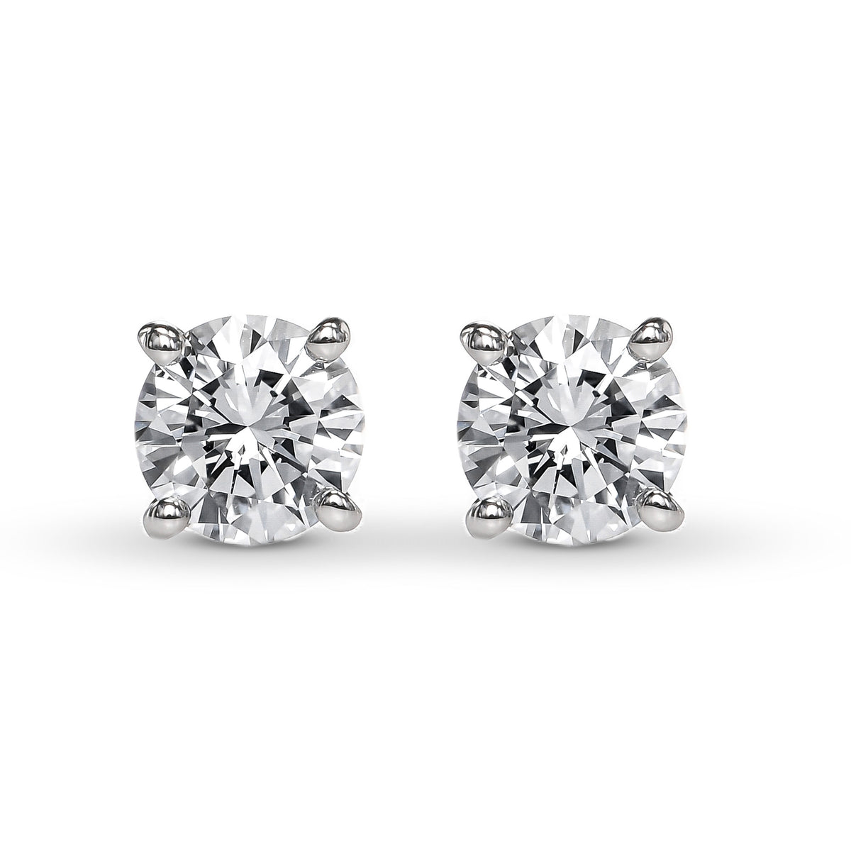 Round Brilliant Diamond Stud Earrings
