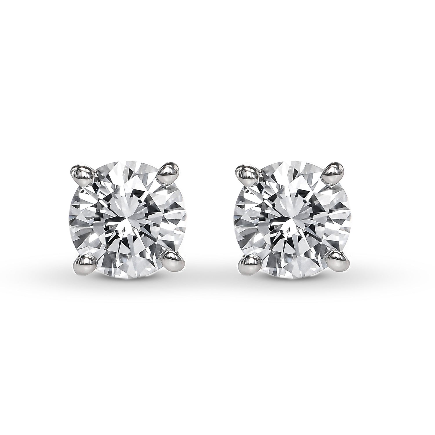 Round Brilliant Diamond Stud Earrings