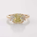 Three-stone Trapizoid Semi-mount Ring