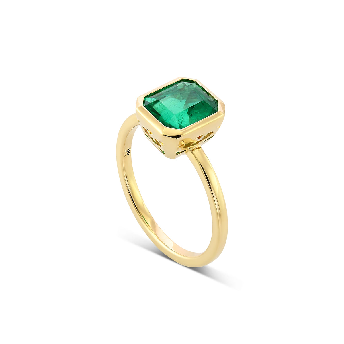 Colombian Muzo Emerald Solitaire Ring