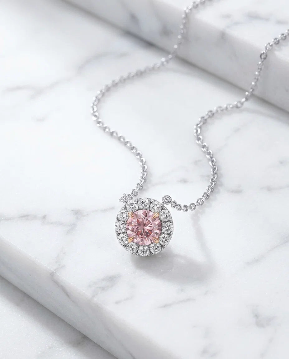Necklaces: Pendants & Necklaces