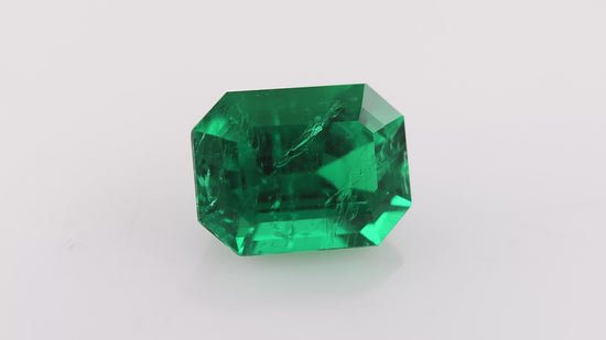 4.08 Carat Green COLOMBIAN Emerald Emerald CD
