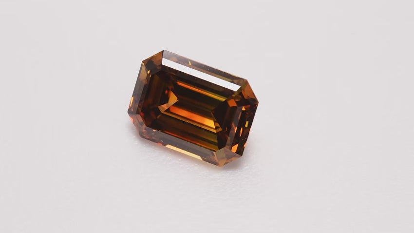 1.72 Carat Fancy Deep Orange Brown Emerald Diamond VS2 GIA | LEIBISH