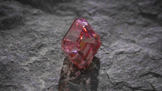 1.73 Carat Fancy Intense Pink Emerald Diamond SI1 GIA & ARGYLE