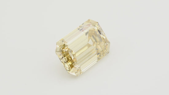 Diamante smeraldo Fancy Brown Yellow da 3,01 carati IF