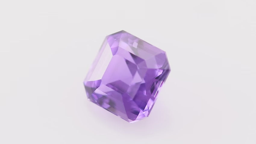 2.51 Carat Purple MADAGASCAR Emerald Sapphire | LEIBISH