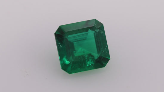 1.58 Carat Green COLOMBIAN Emerald Emerald CD and Muzo