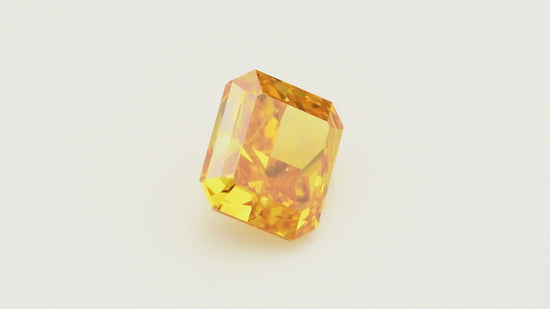 0.56 Carat Fancy Vivid Orange Radiant Diamond SI2 GIA