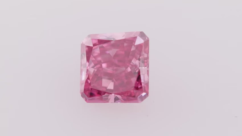 0.21 Carat Fancy Vivid Purplish Pink Radiant Argyle Diamond VVS2